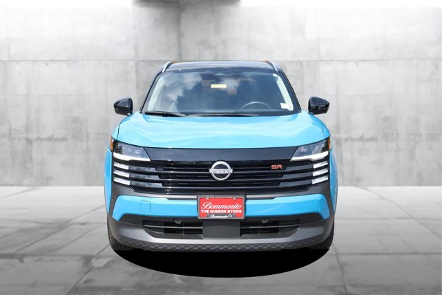 Nissan Kicks Vehicle Image 04