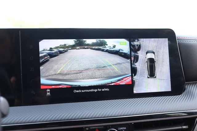 Nissan Kicks Vehicle Image 12