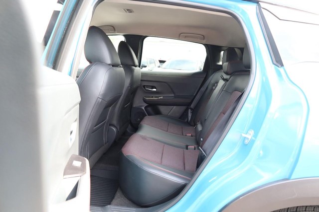 Nissan Kicks Vehicle Image 21