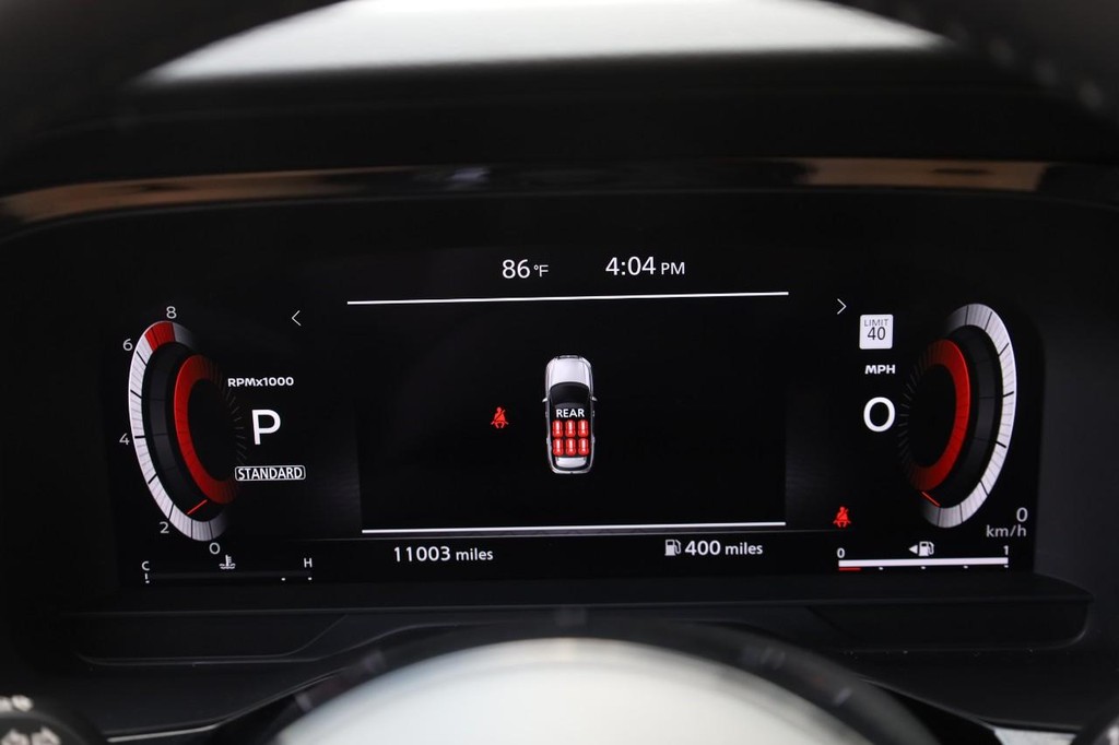 Nissan Pathfinder Vehicle Image 14