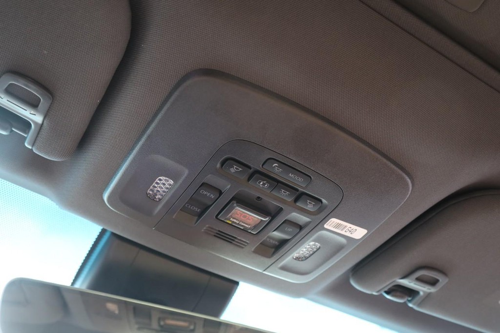 Toyota Avalon Vehicle Image 17