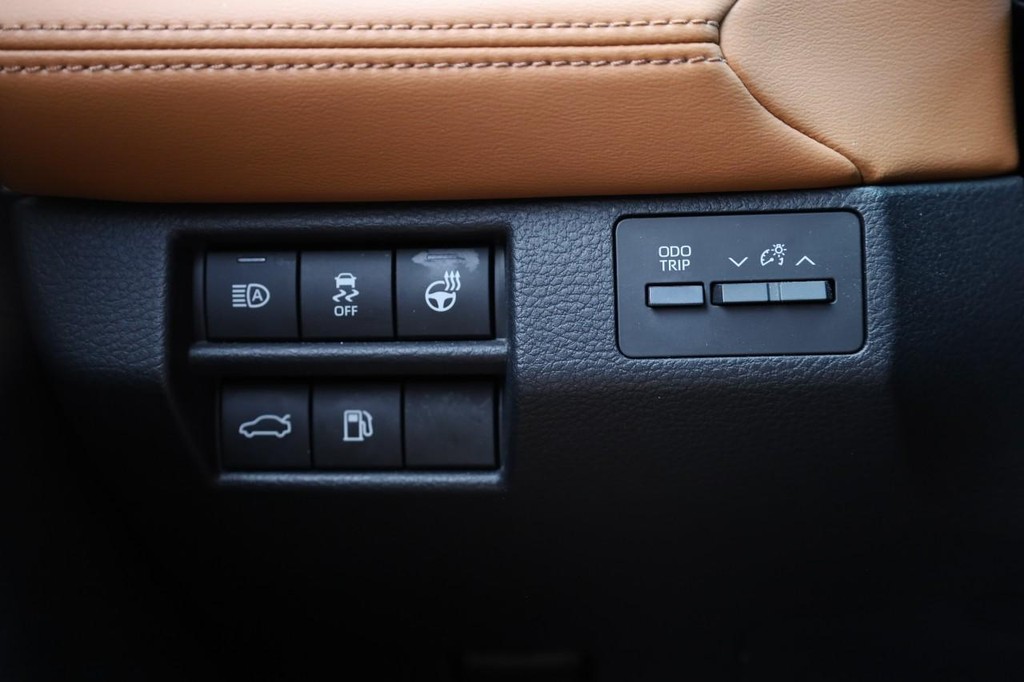Toyota Avalon Vehicle Image 20