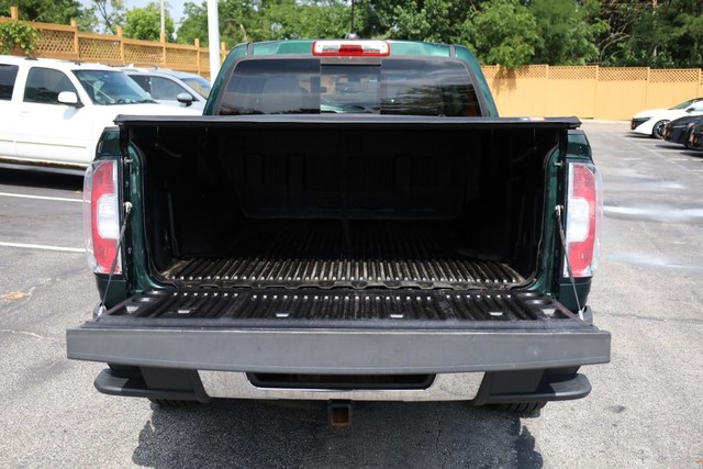 GMC Canyon Vehicle Full-screen Gallery Image 07