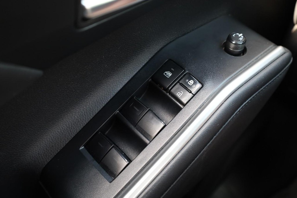 Toyota Highlander Vehicle Image 20