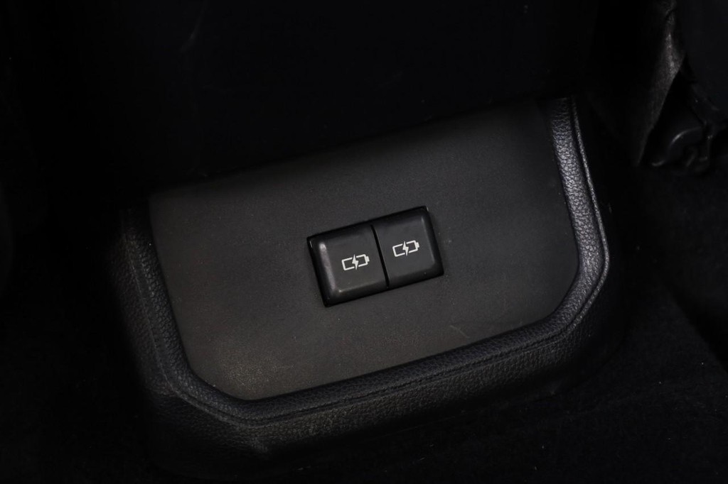 Toyota Highlander Vehicle Image 26