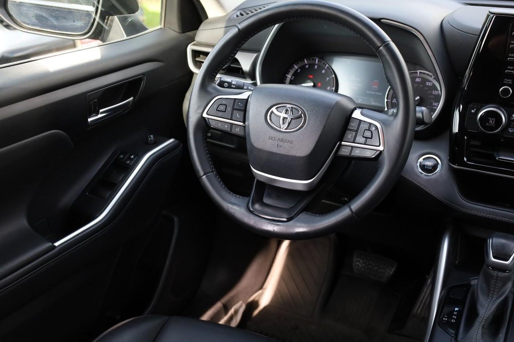 Toyota Highlander Vehicle Image 28