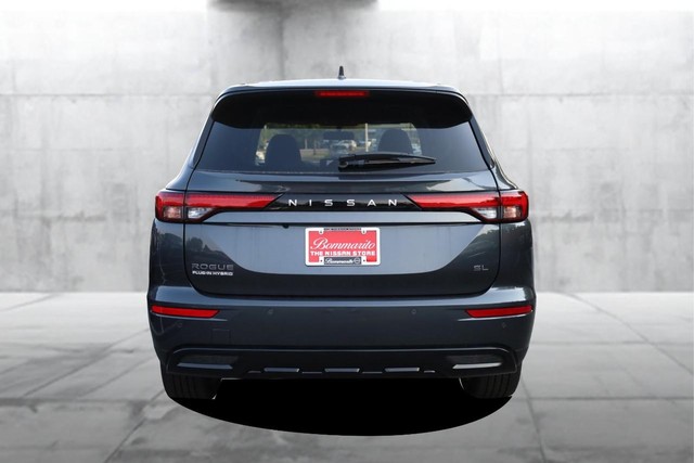 Nissan Rogue Plug-In Hybrid Vehicle Image 06