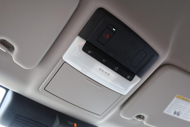 Nissan Rogue Plug-In Hybrid Vehicle Image 18