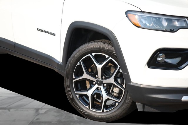 Jeep Compass Vehicle Image 03