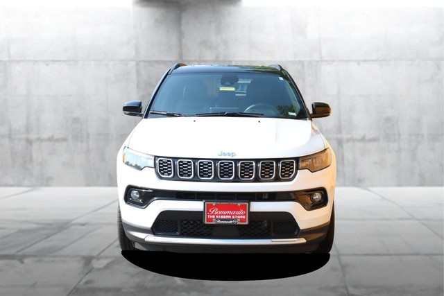 Jeep Compass Vehicle Image 04