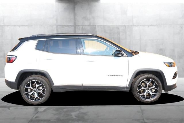 Jeep Compass Vehicle Image 05