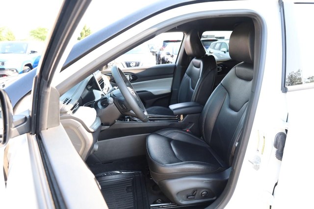Jeep Compass Vehicle Image 08