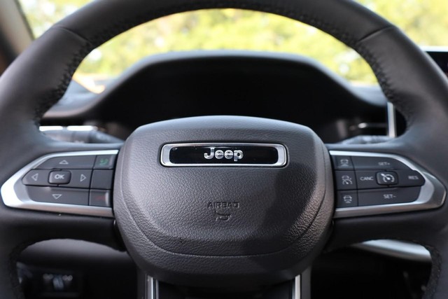 Jeep Compass Vehicle Image 09