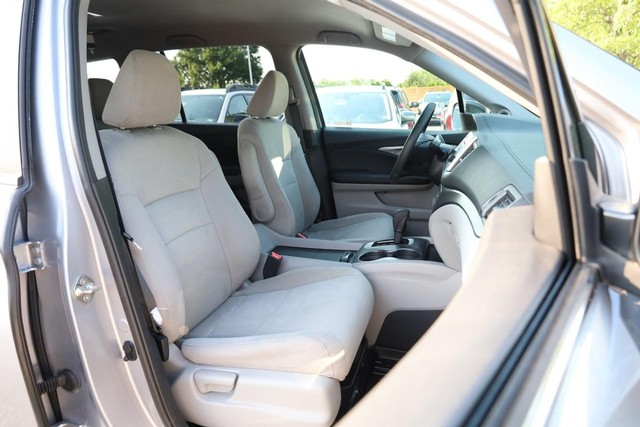 Honda Pilot Vehicle Image 24