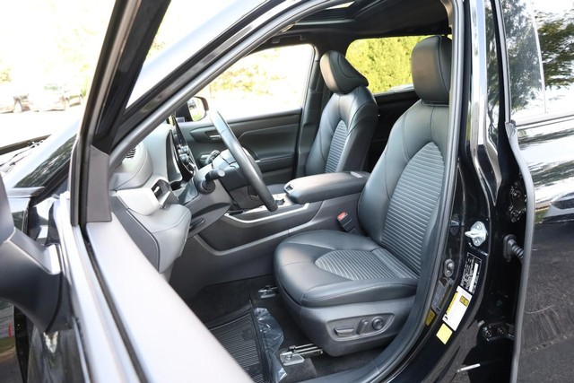Toyota Highlander Vehicle Image 09