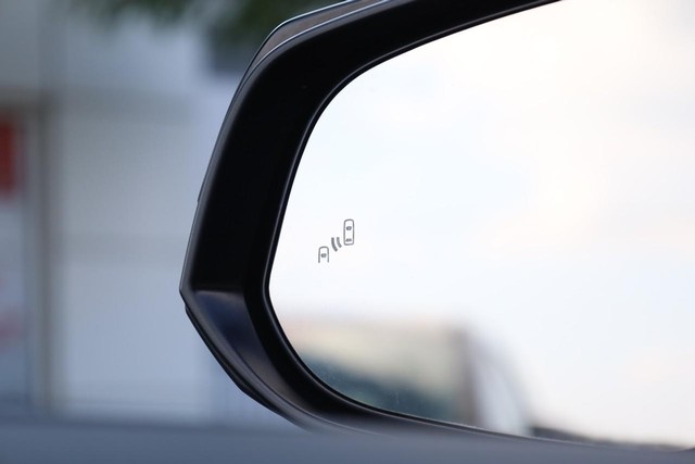 Toyota Highlander Vehicle Image 20