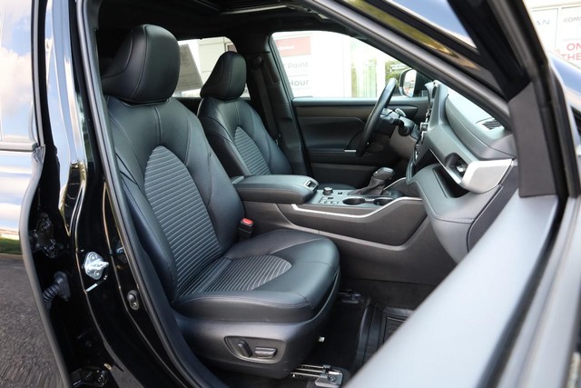 Toyota Highlander Vehicle Image 27