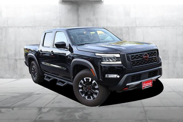 Nissan Frontier Vehicle Image 02