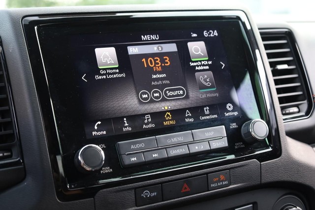 Nissan Frontier Vehicle Image 11