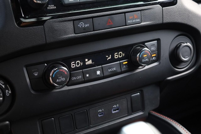 Nissan Frontier Vehicle Image 14