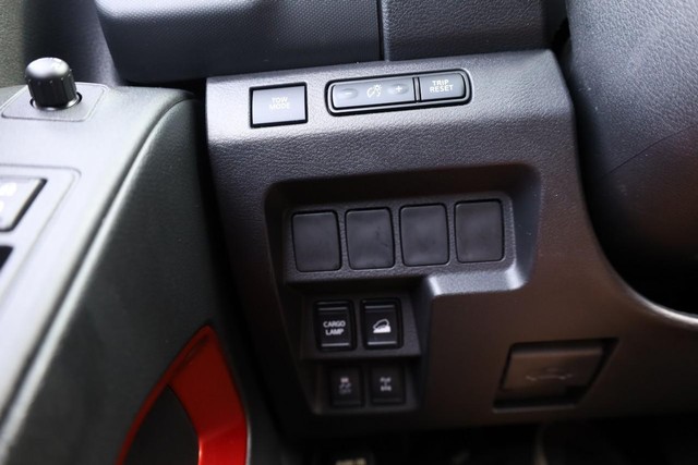 Nissan Frontier Vehicle Image 20