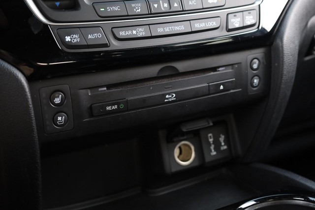 Honda Pilot Vehicle Image 18