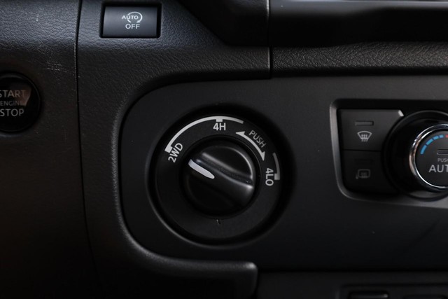 Nissan Frontier Vehicle Image 17