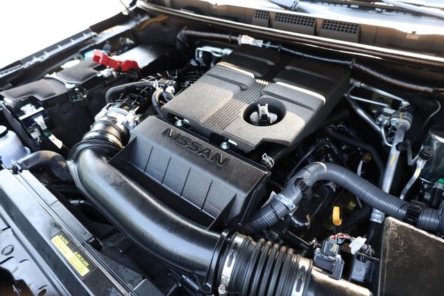 Nissan Frontier Vehicle Image 28
