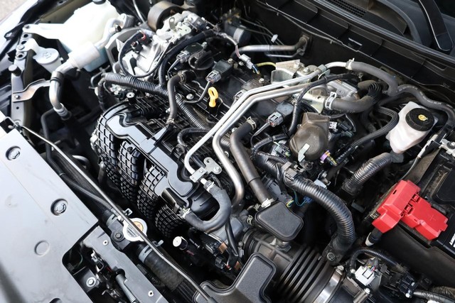 Nissan Altima Vehicle Image 24