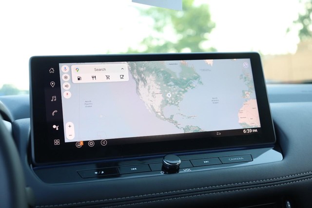 Nissan Rogue Vehicle Image 14