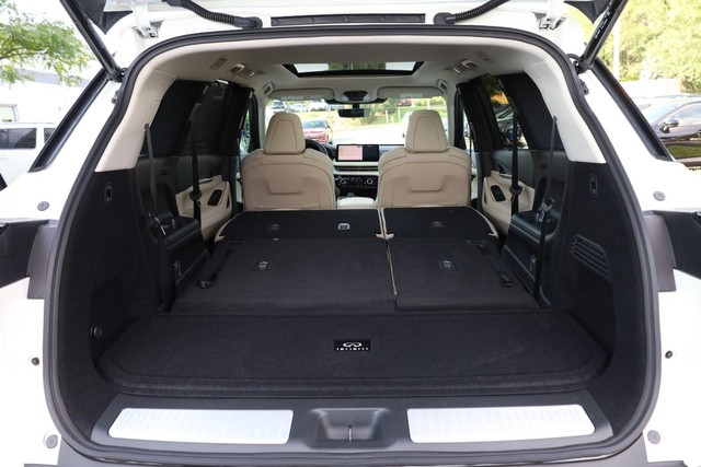 INFINITI QX60 Vehicle Image 09
