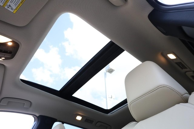 INFINITI QX60 Vehicle Image 11