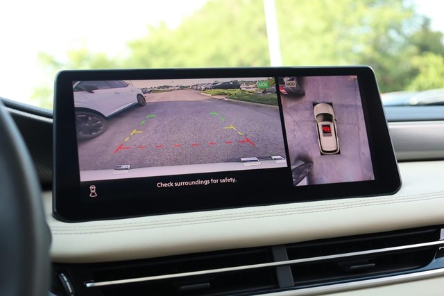INFINITI QX60 Vehicle Image 18