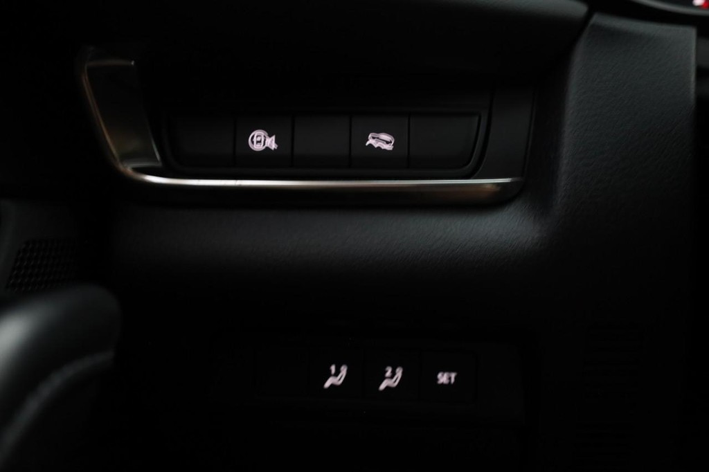 Mazda CX-30 Vehicle Image 18