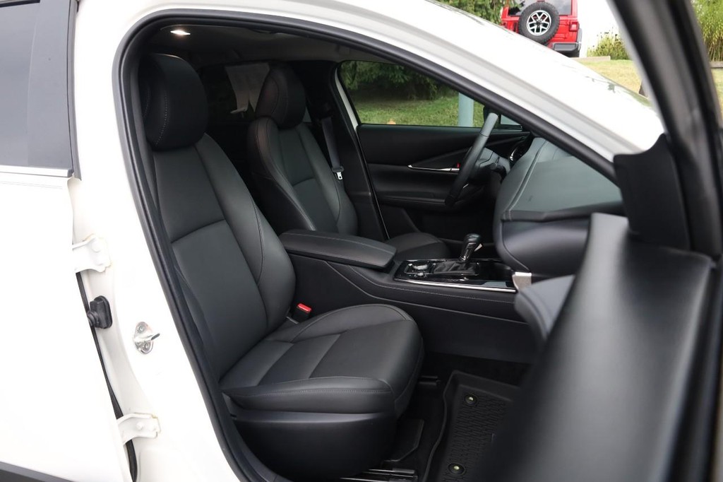 Mazda CX-30 Vehicle Image 23