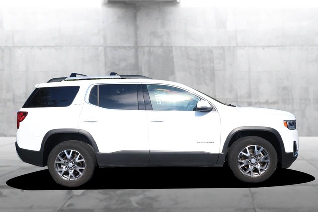 GMC Acadia Vehicle Image 05