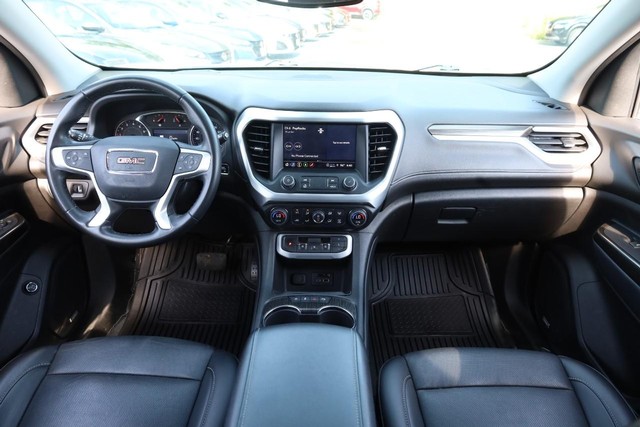 GMC Acadia Vehicle Image 25