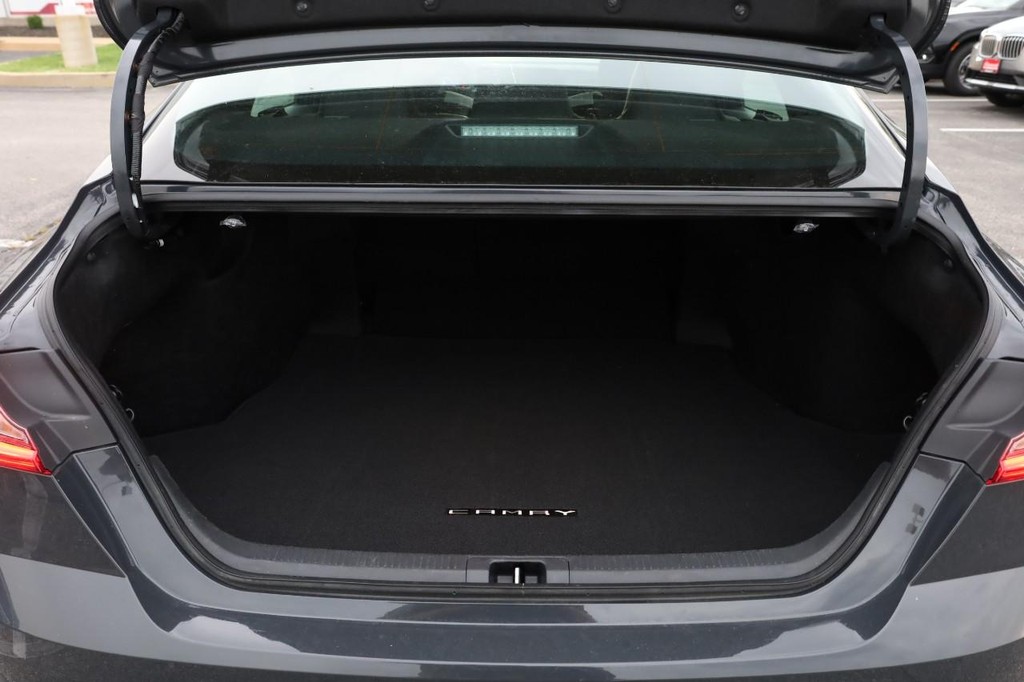Toyota Camry Vehicle Image 07