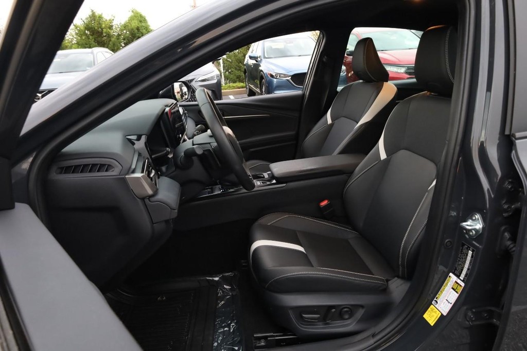 Toyota Camry Vehicle Image 08
