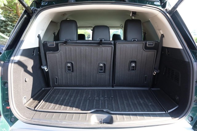 Nissan Pathfinder Vehicle Image 07