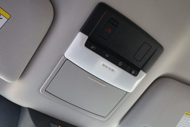 Nissan Pathfinder Vehicle Image 19