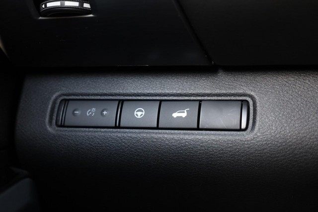 Nissan Pathfinder Vehicle Image 21