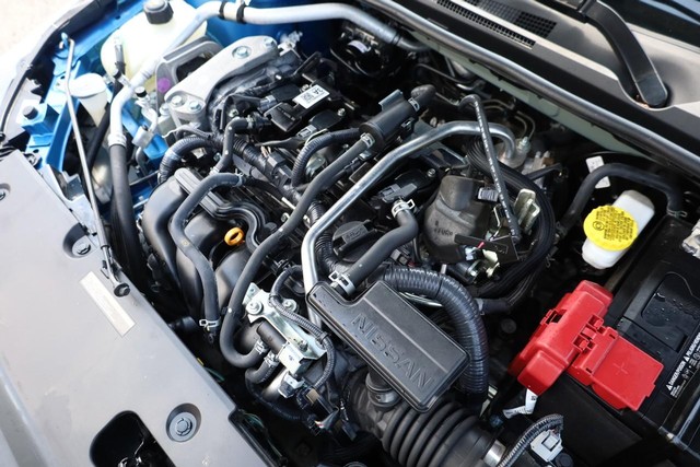 Nissan Sentra Vehicle Image 24