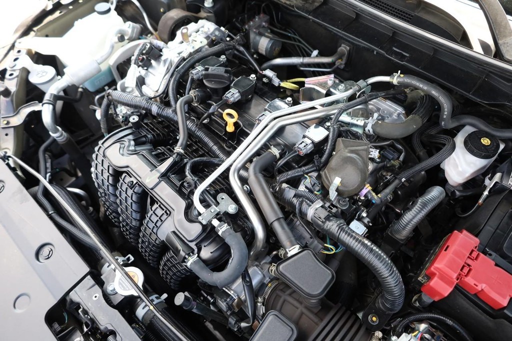 Nissan Rogue Vehicle Full-screen Gallery Image 40