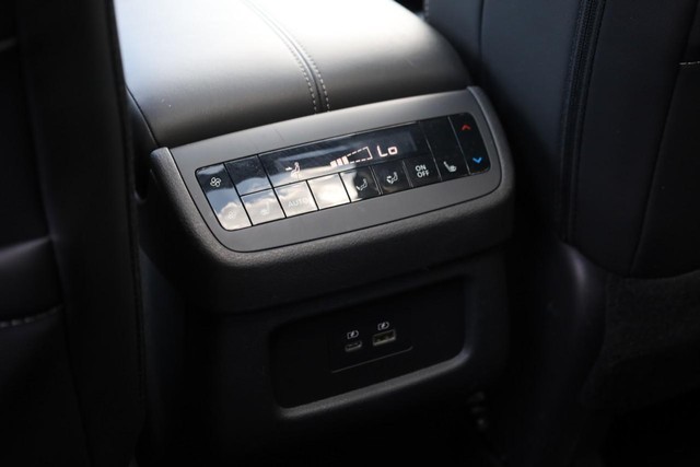 Nissan Pathfinder Vehicle Image 26