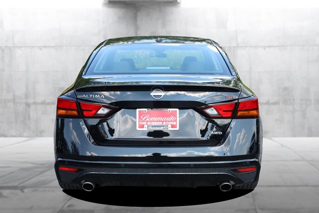 Nissan Altima Vehicle Image 06