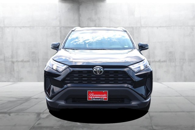 Toyota RAV4 Vehicle Image 04