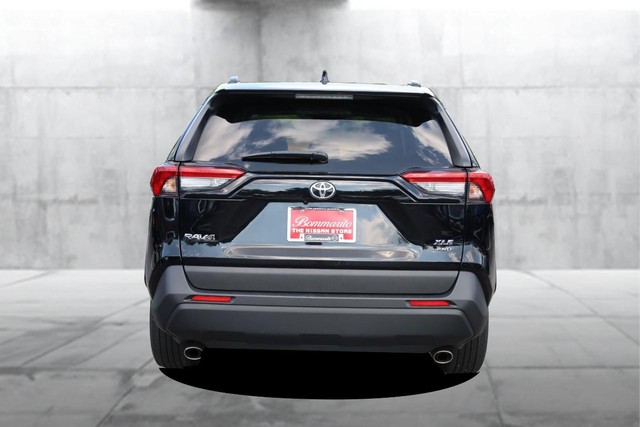 Toyota RAV4 Vehicle Image 06
