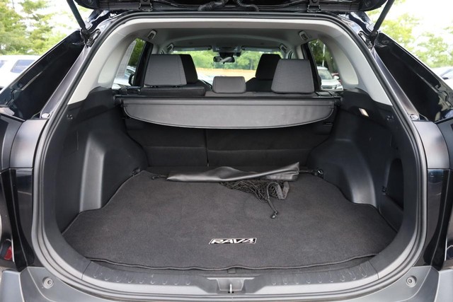 Toyota RAV4 Vehicle Image 07