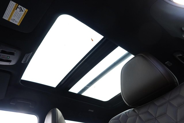Nissan Armada Vehicle Image 11
